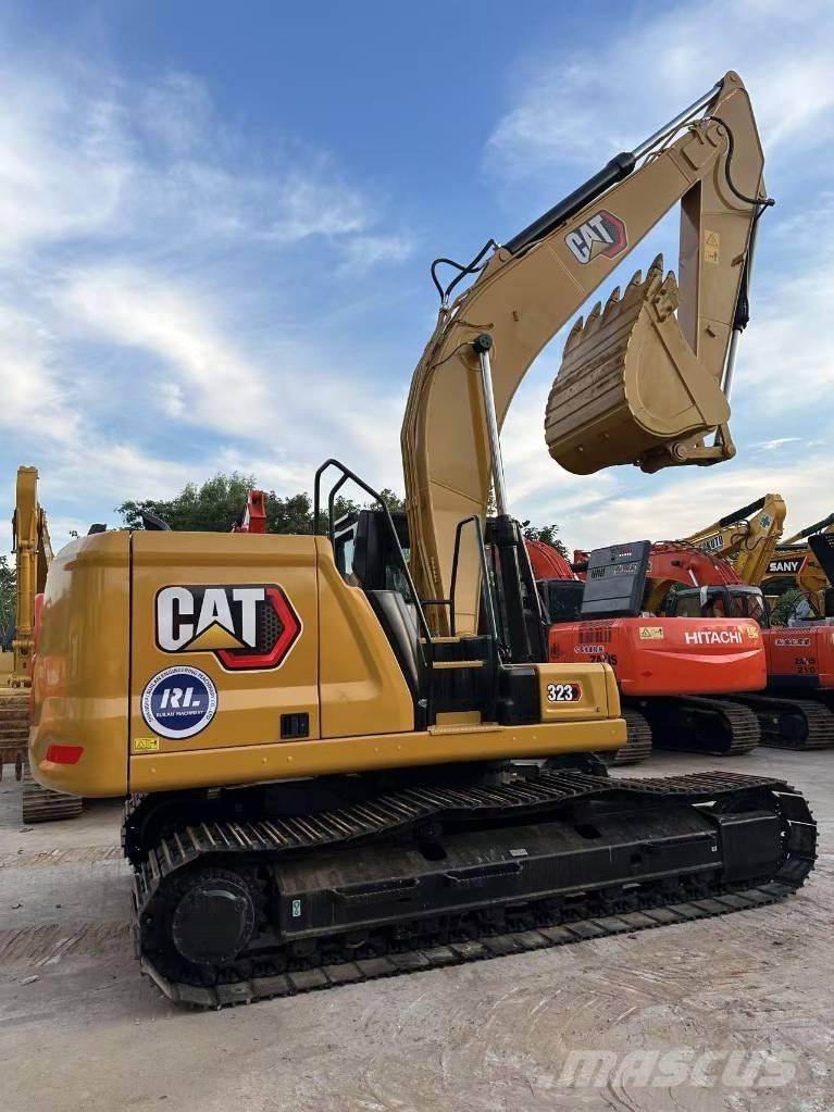 CAT 323GC Bandgrävare