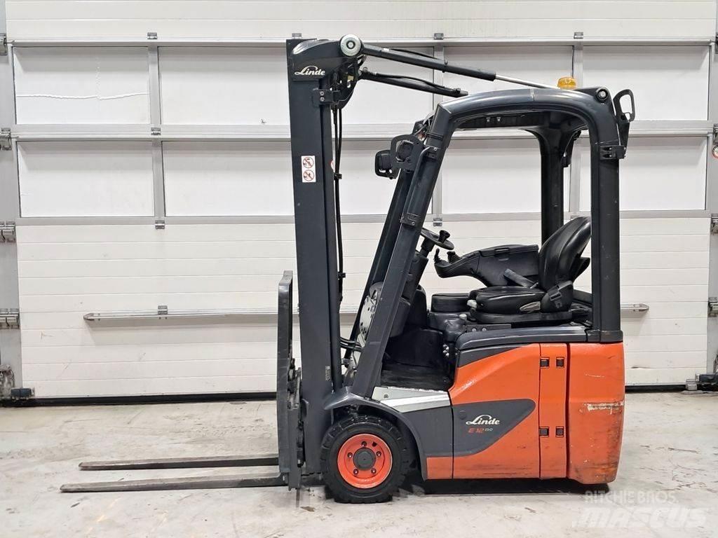Linde E12-02 Elmotviktstruckar