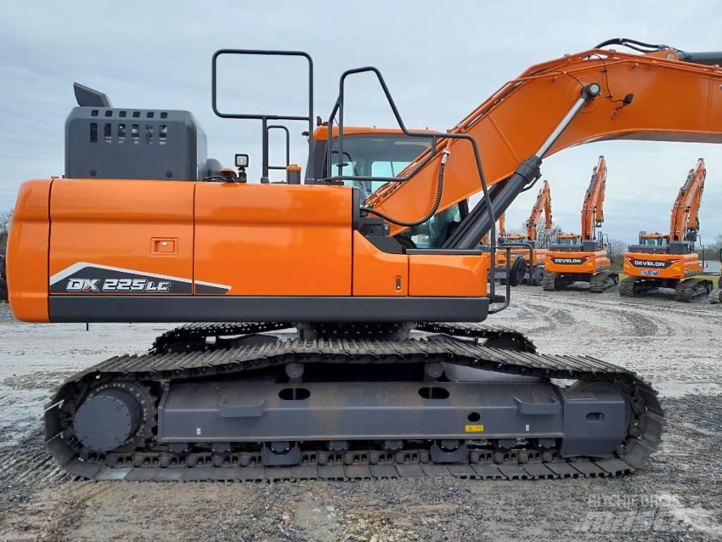 Develon DX 225 LC-7 Bandgrävare