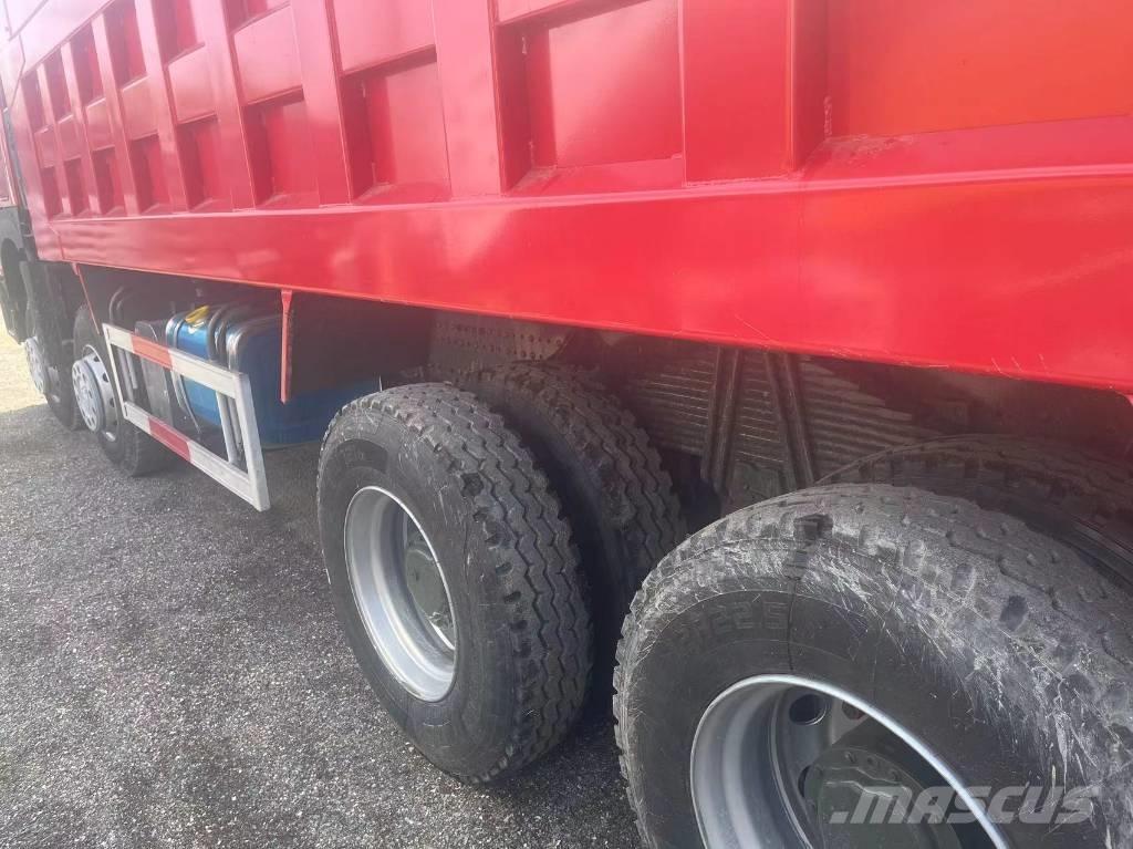 Howo 8*4 420 Tippbilar