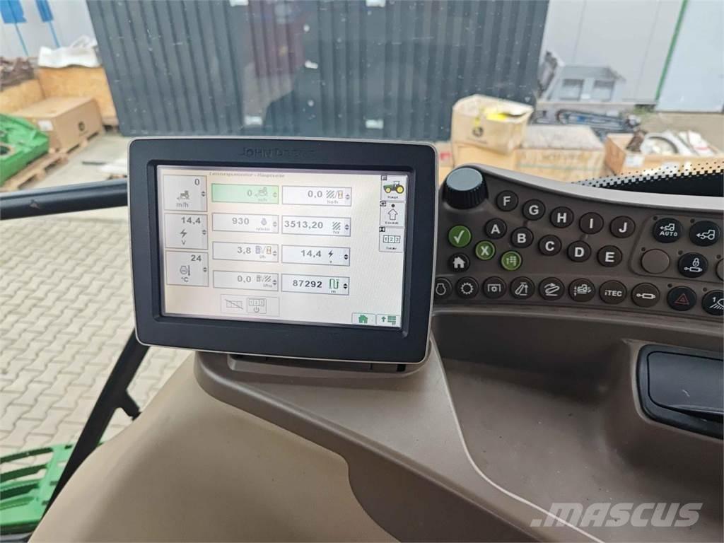 John Deere 6210R Traktorer