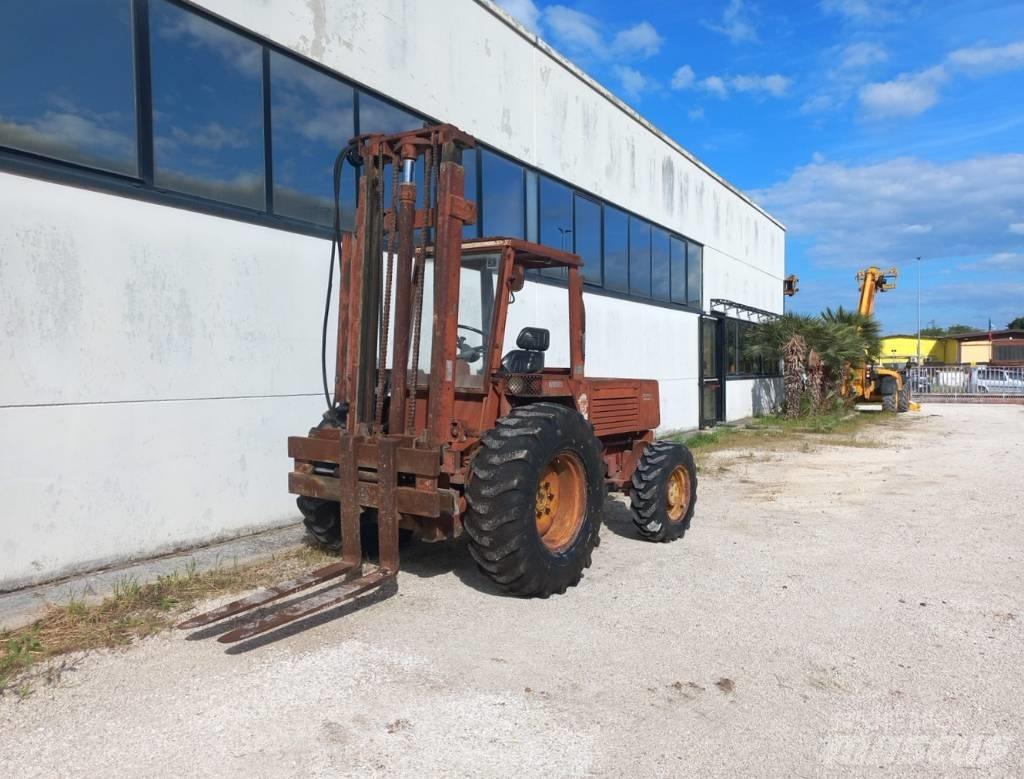 Manitou 4RM30G Dieselmotviktstruckar