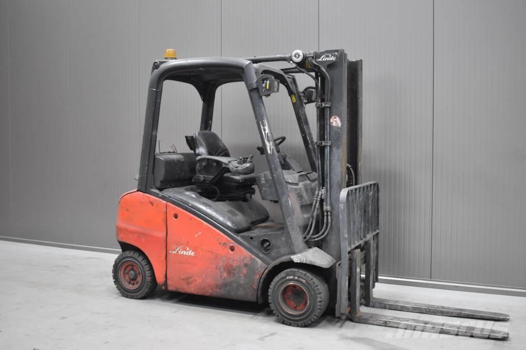 Linde H 20 D - 01 Dieselmotviktstruckar