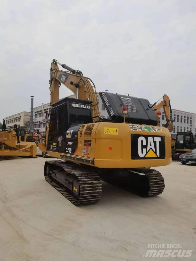 CAT 320 D Bandgrävare