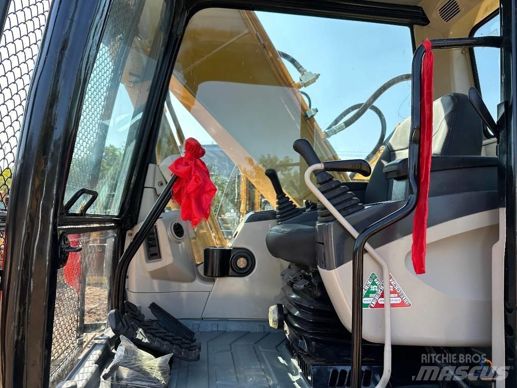 CAT 320 C Bandgrävare