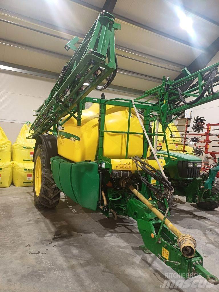 John Deere 740 i Dragna sprutor