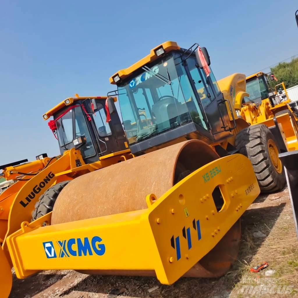 XCMG XS263J Envalsvältar