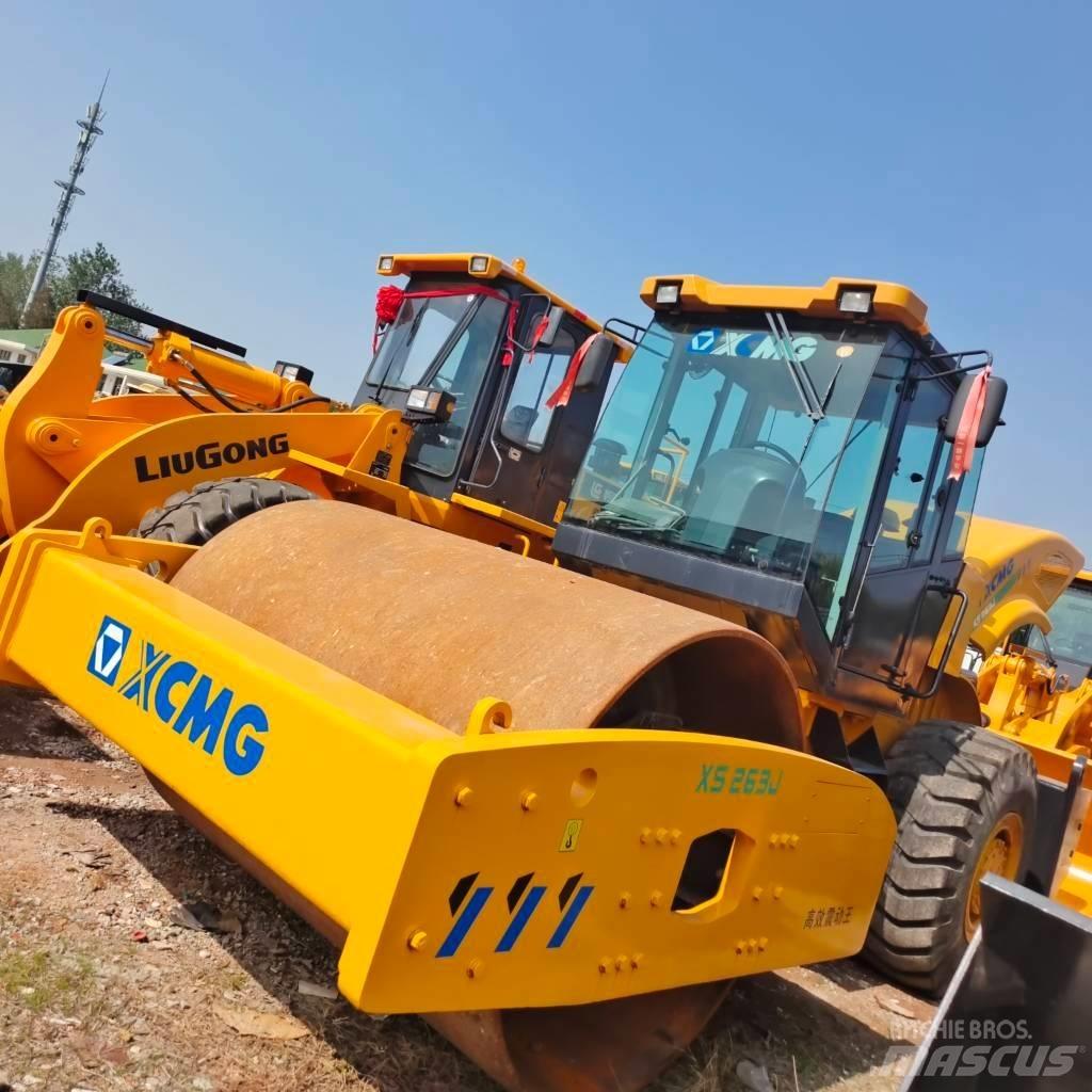 XCMG XS263J Envalsvältar