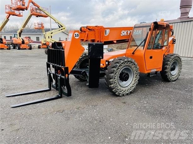 SkyTrak 10054 Teleskoplastare
