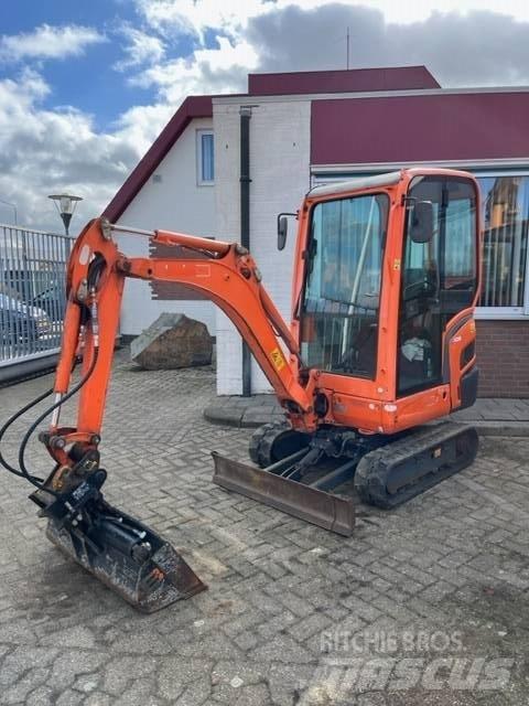 Kubota KX 016-4 Minigrävare < 7t