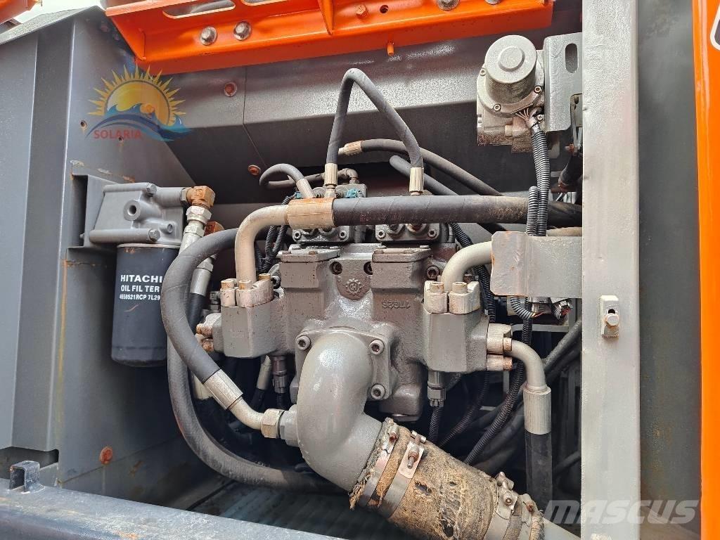 Hitachi ZX 200 Bandgrävare