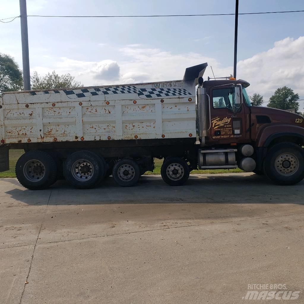 Mack CV 713 Tippbilar