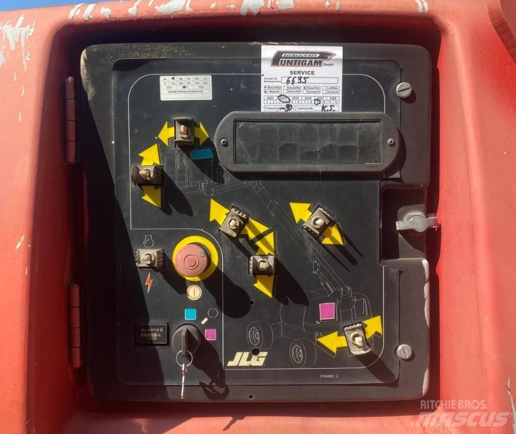 JLG 460 SJ Teleskop bomliftar