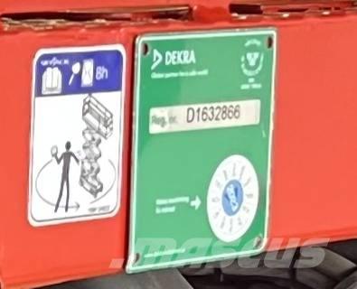 SkyJack SJ 6832 RTE Saxliftar