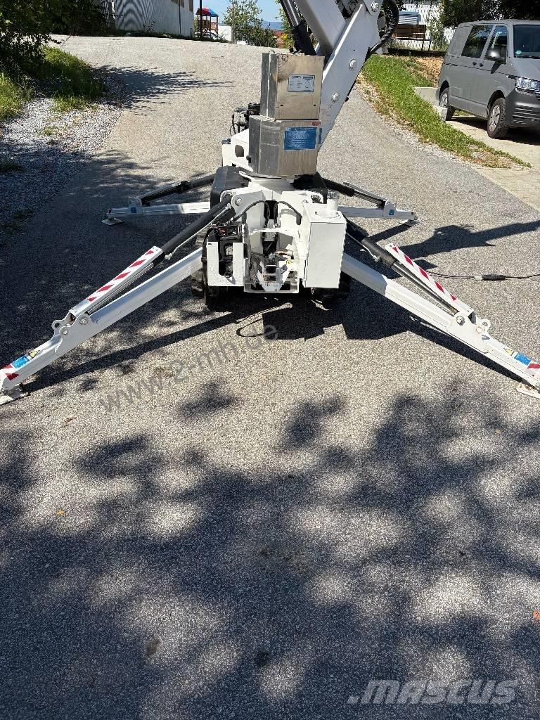 CTE Traccess 135 Kompakta självgående bomlyftar