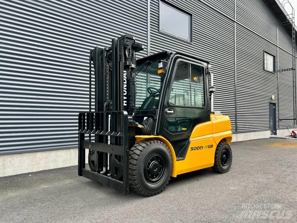 Hyundai 50DN-9VB Dieselmotviktstruckar