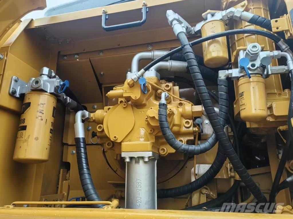 CAT 340 Bandgrävare