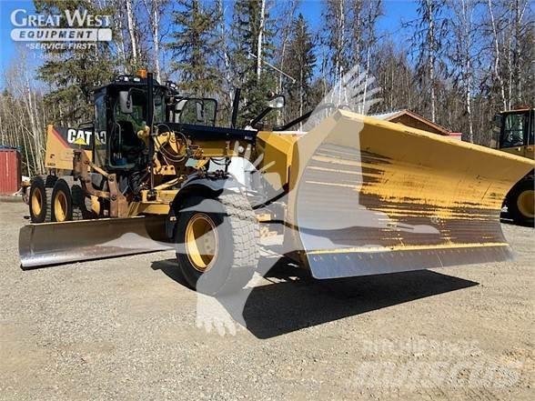 CAT 160M Väghyvlar