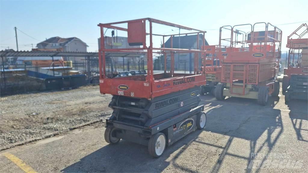 SkyJack SJIII4626 Saxliftar