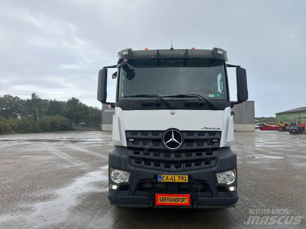 Mercedes-Benz 4153 Kranbilar