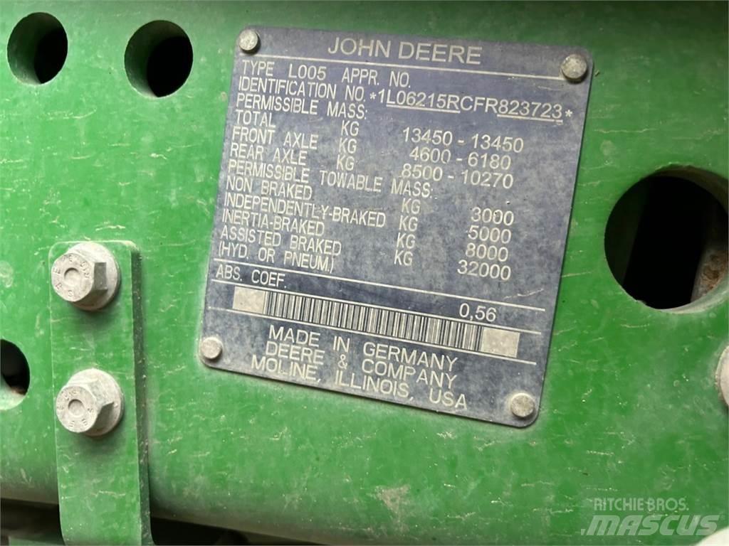 John Deere 6215R Traktorer