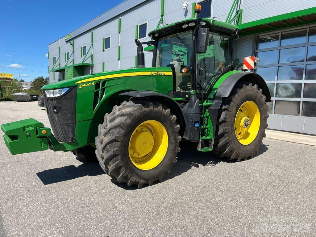 John Deere 8400R Traktorer