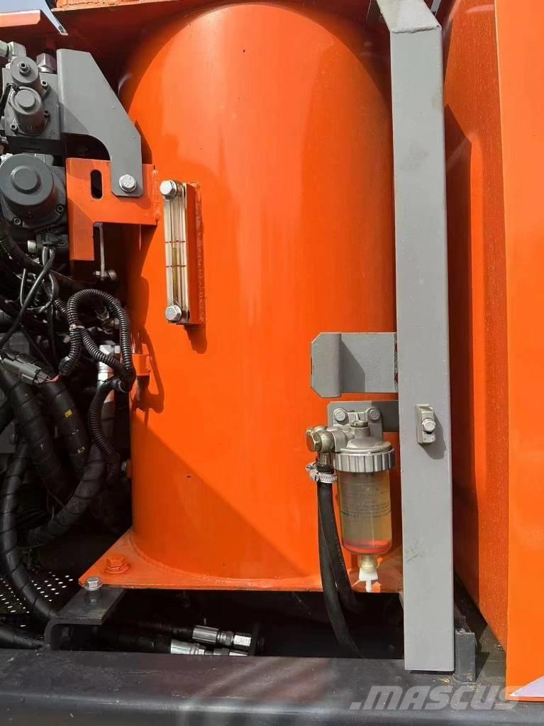 Hitachi 130 Bandgrävare
