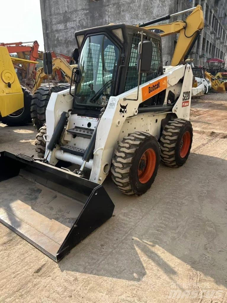 Bobcat S 220 Kompaktlastare