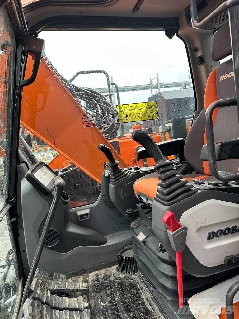 Doosan DX 140 LCR-5 Bandgrävare