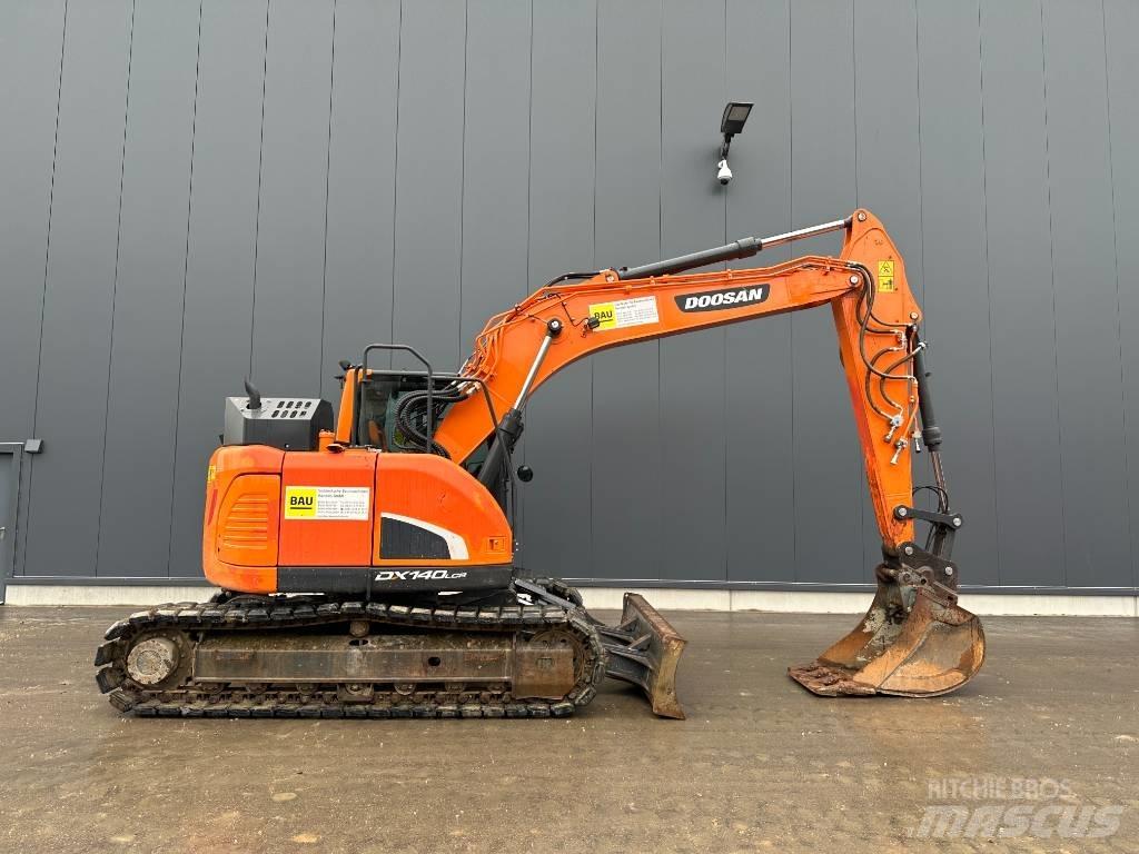 Doosan DX 140 LCR-5 Bandgrävare