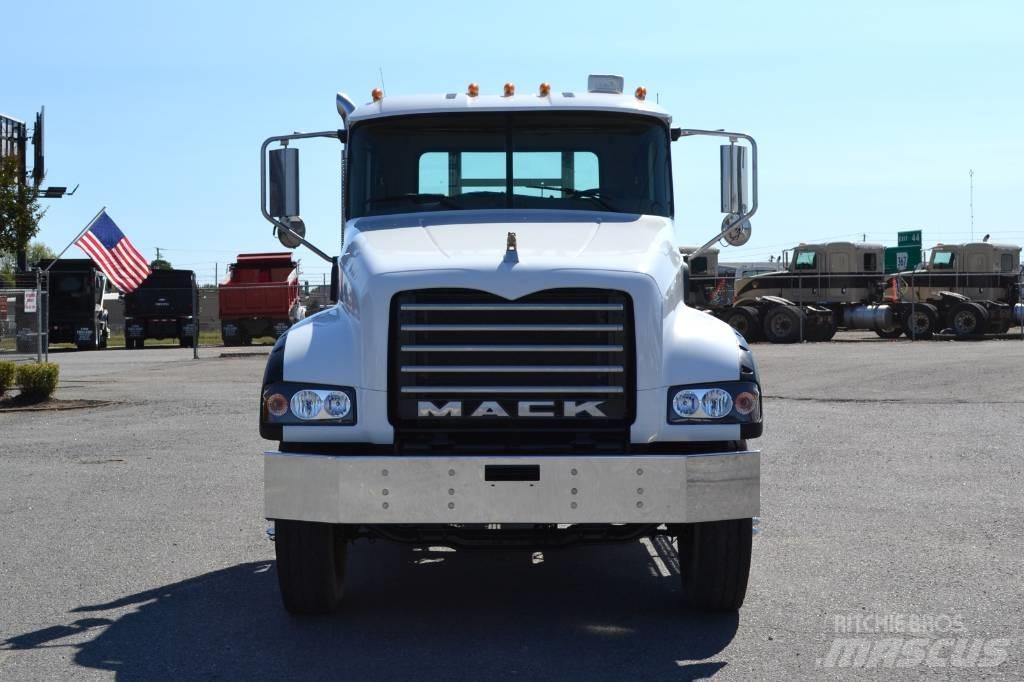 Mack Granite GU 713 Dragbilar