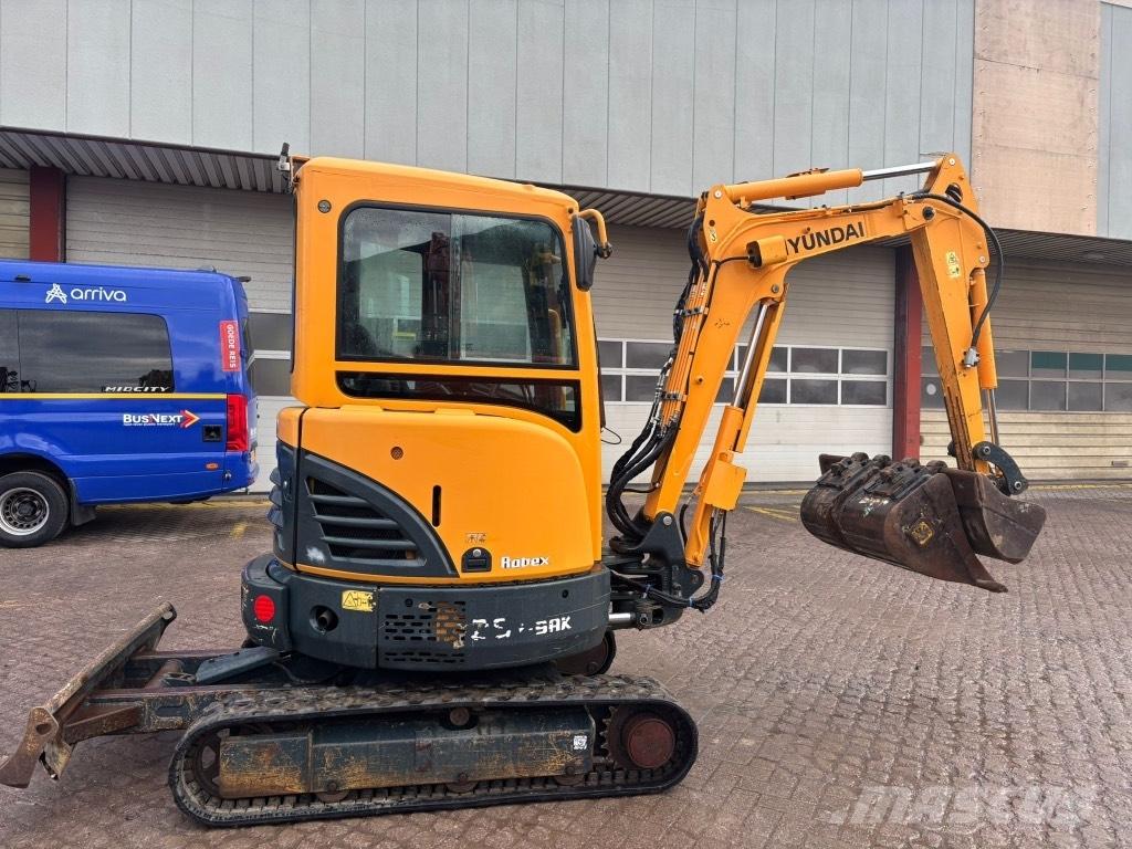 Hyundai 25 Z-9A Minigrävare < 7t