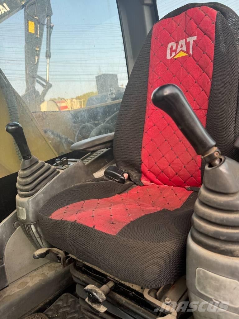 CAT 313 D Bandgrävare