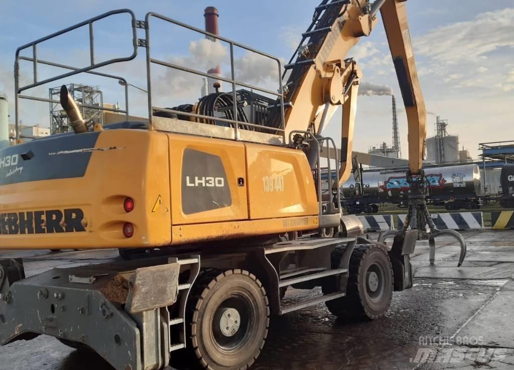 Liebherr LH 30 M Avfalls / industri hantering