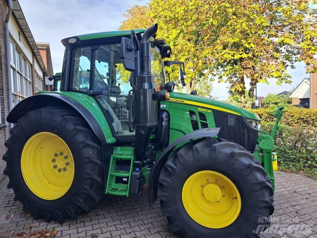 John Deere 6120M Traktorer