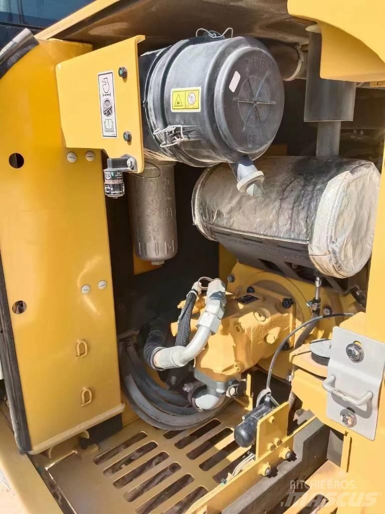 CAT 305.5 E2 Minigrävare < 7t