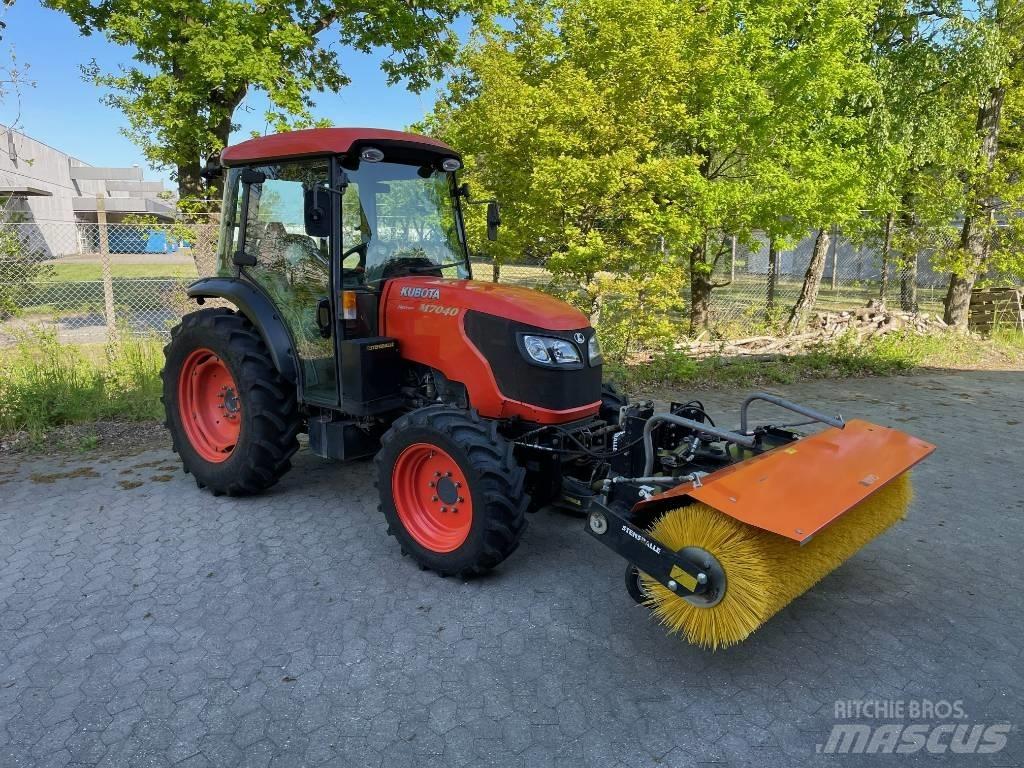 Kubota M 7040 Traktorer