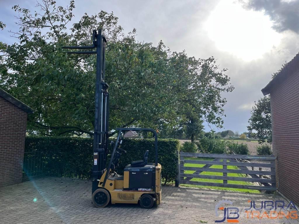 CAT EC25N Elmotviktstruckar