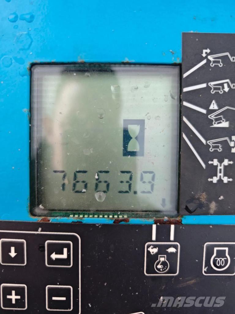 Genie Z-135 Teleskop bomliftar