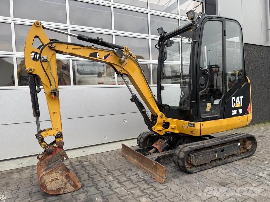 CAT 301.7D Minigrävare < 7t