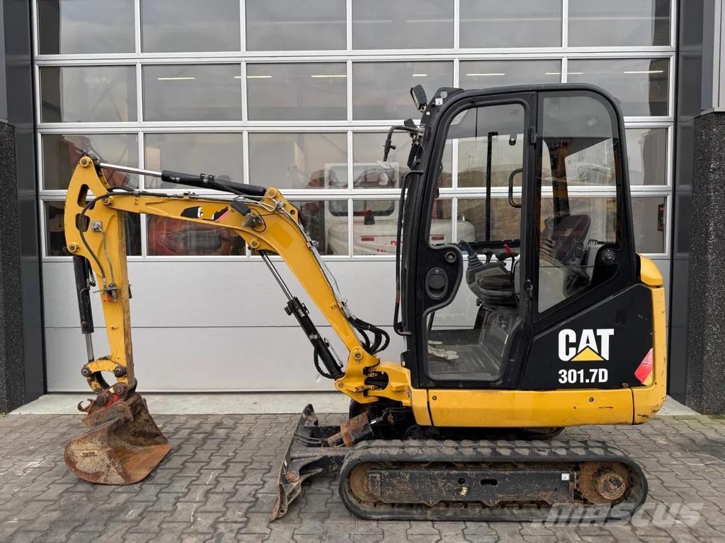 CAT 301.7D Minigrävare < 7t