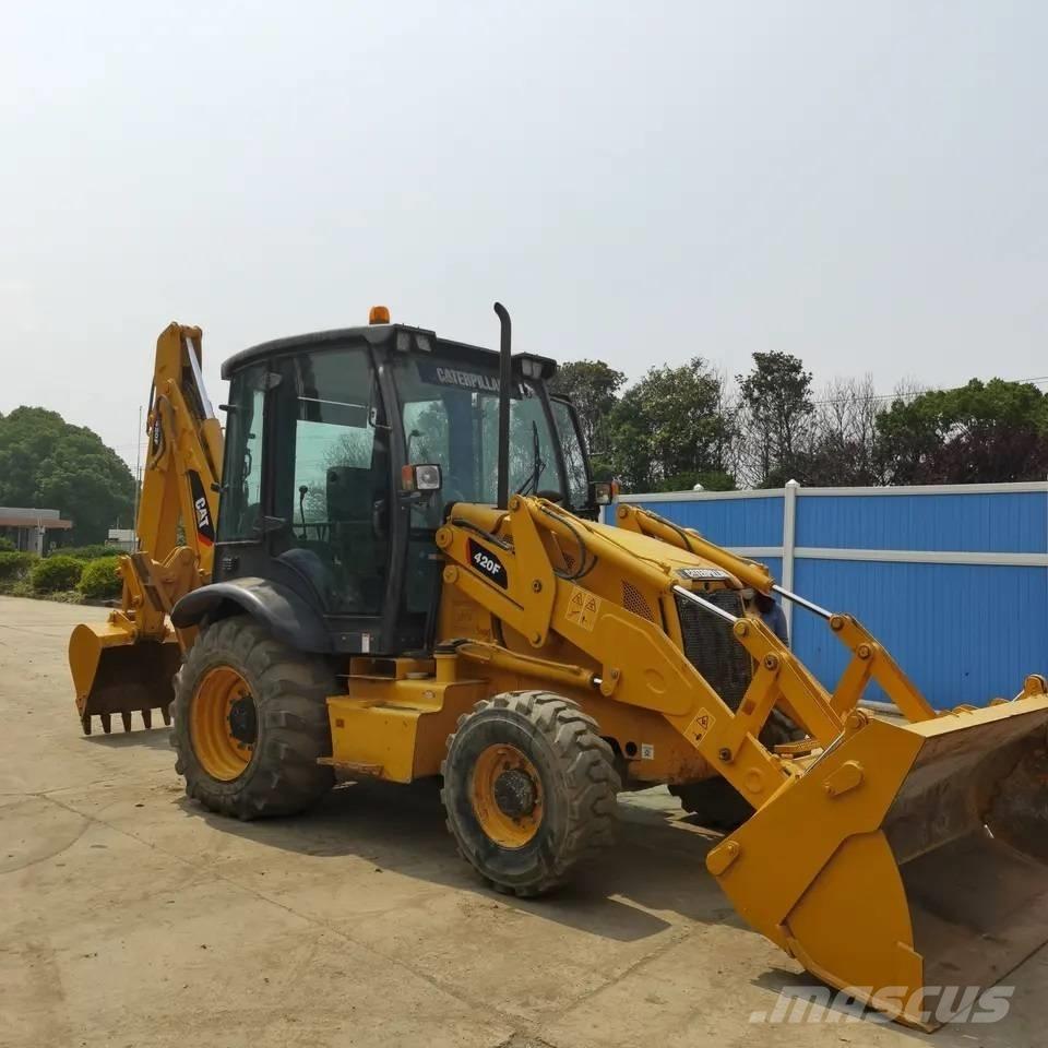 CAT 420 F Grävlastare