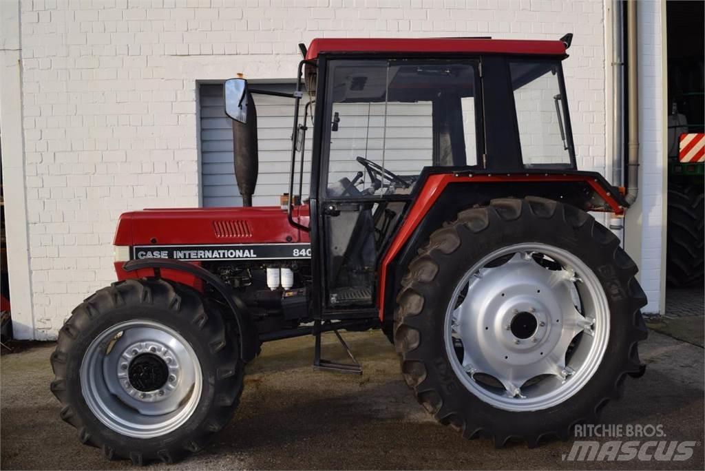 Case IH 840 Traktorer