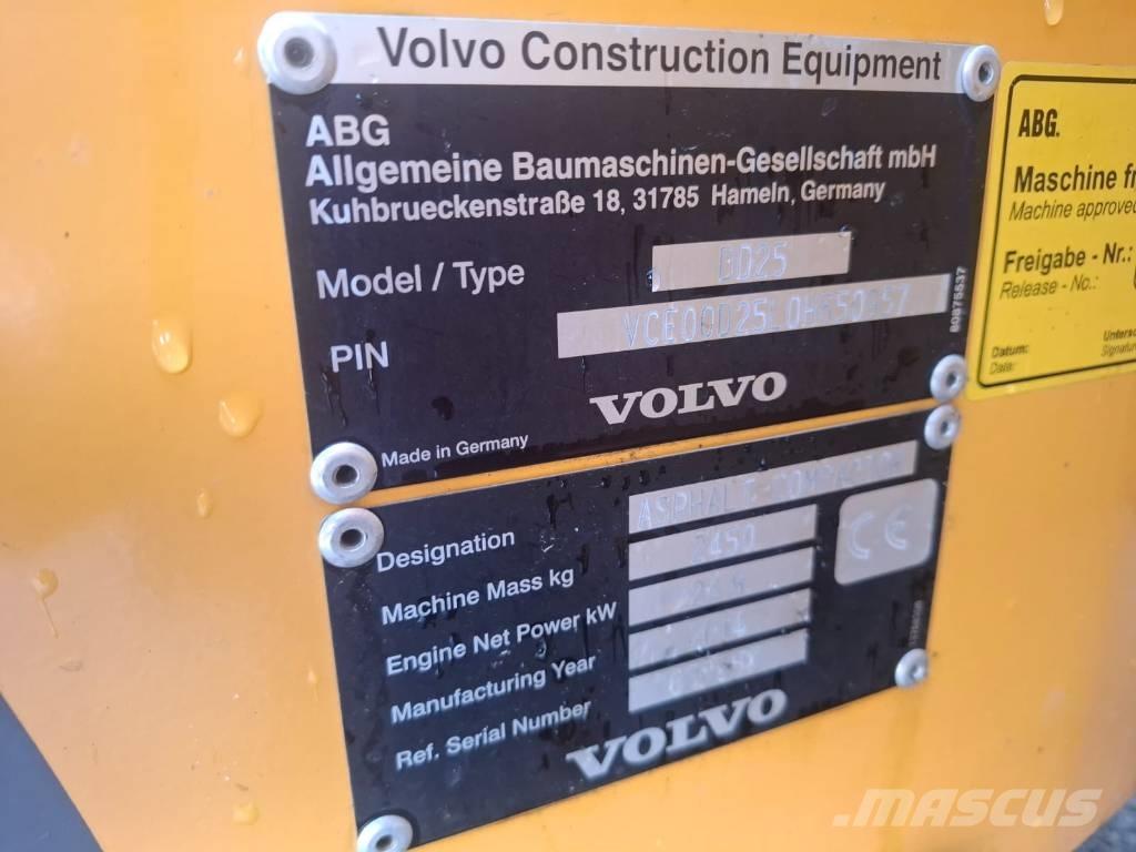 Volvo DD 25 Tvåvalsvältar