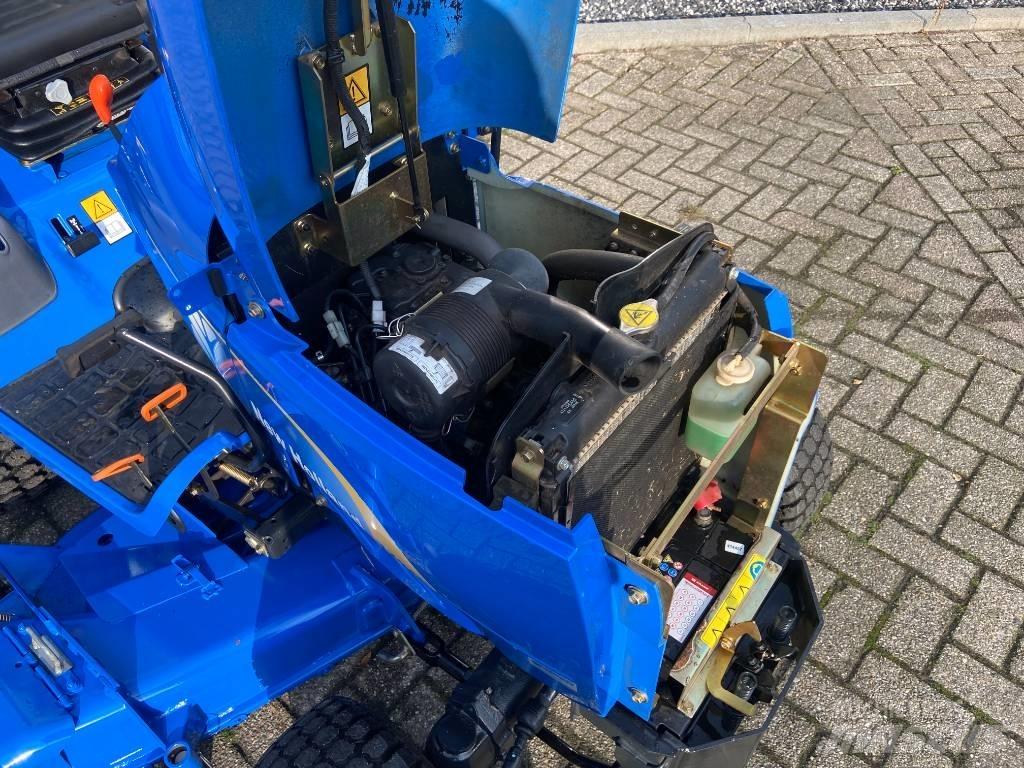 New Holland TZ 24 D Kompakttraktorer
