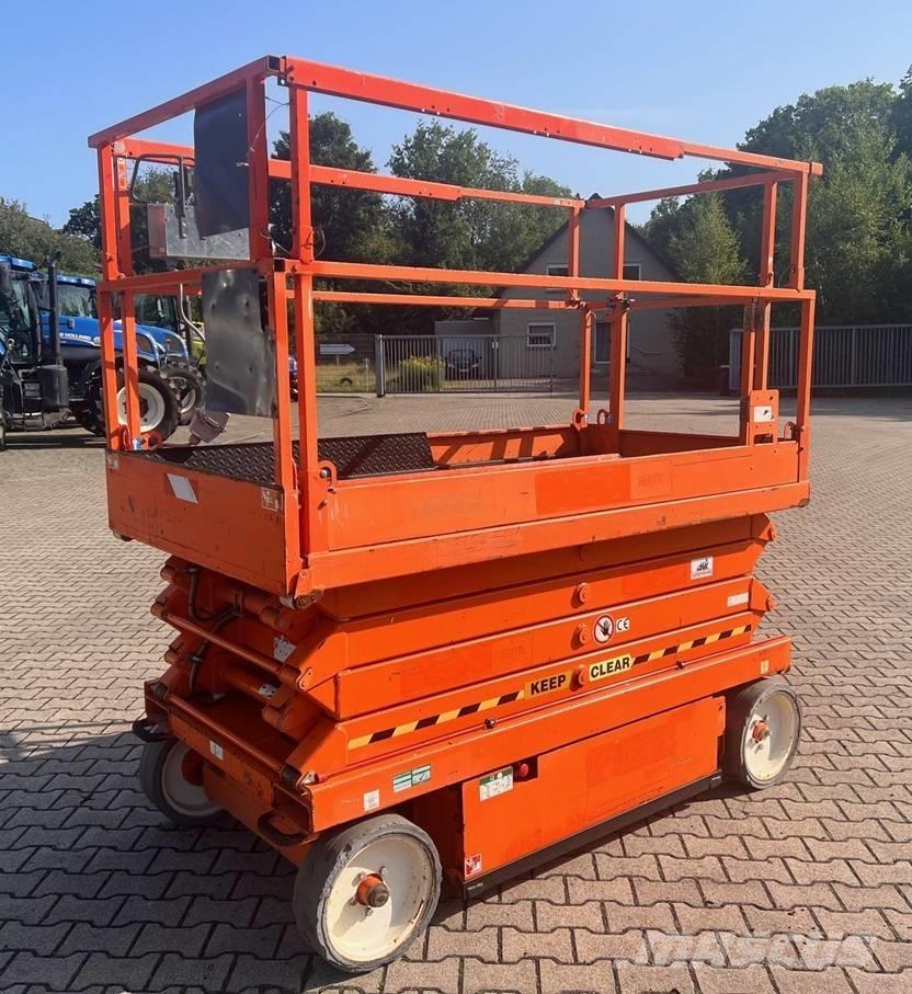 SkyJack SJ III 4626 Saxliftar
