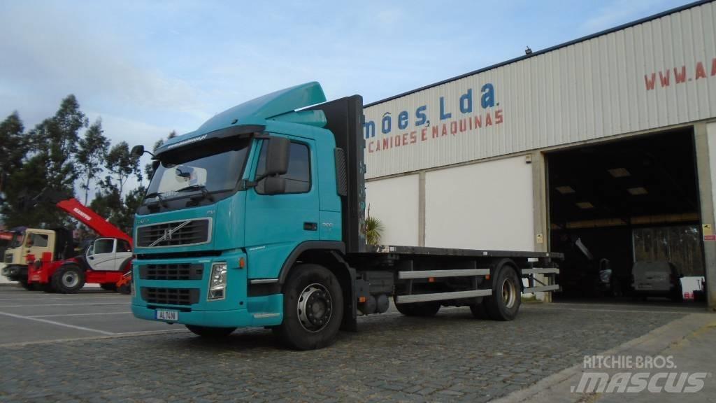 Volvo FM 9 300 Flakbilar