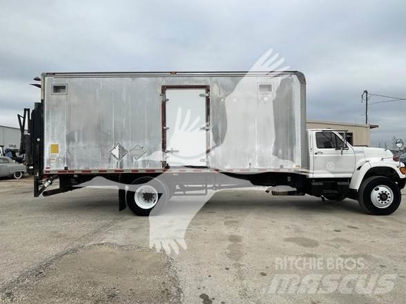 Ford F800 Entreprenad - Övrigt