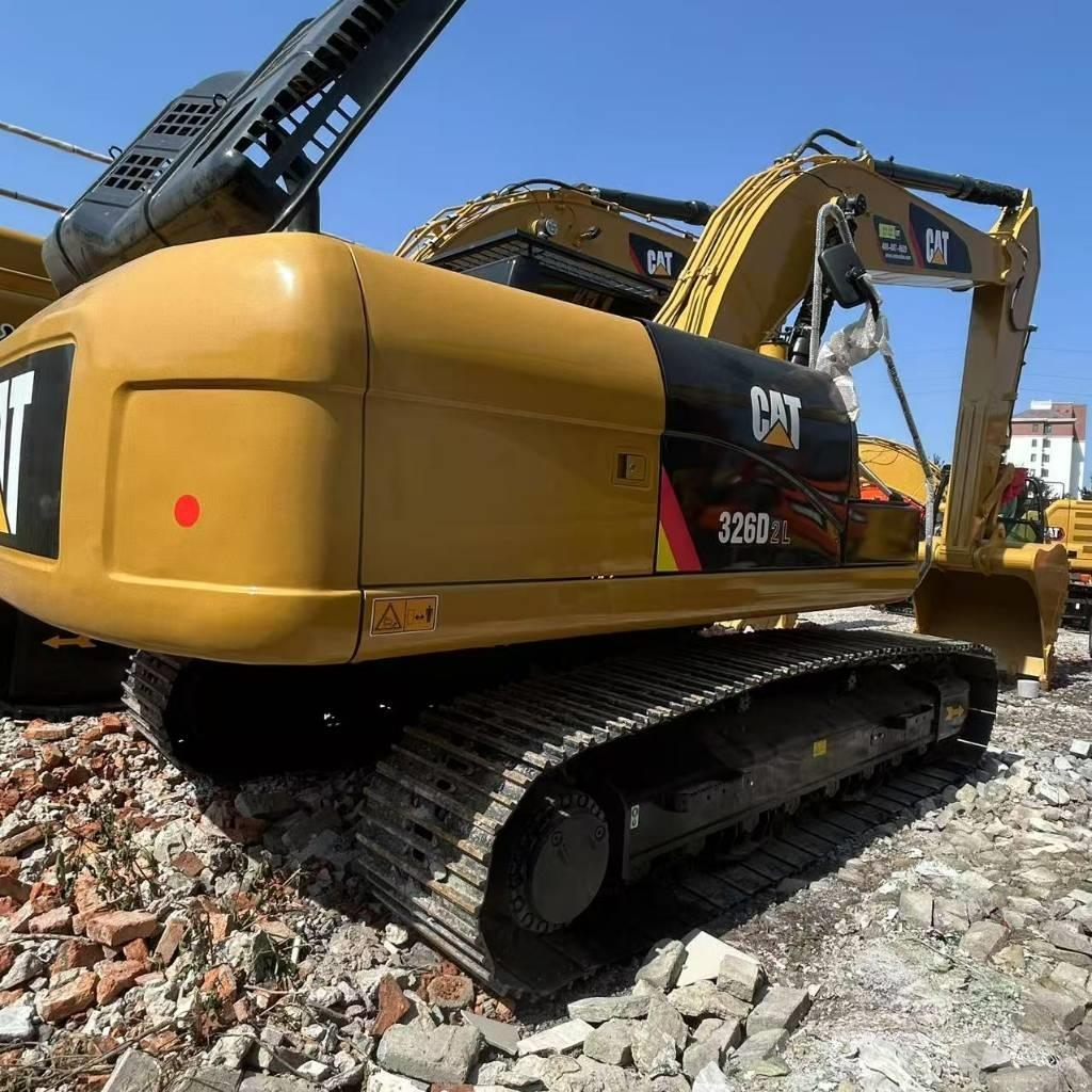 CAT 326D2L Bandgrävare