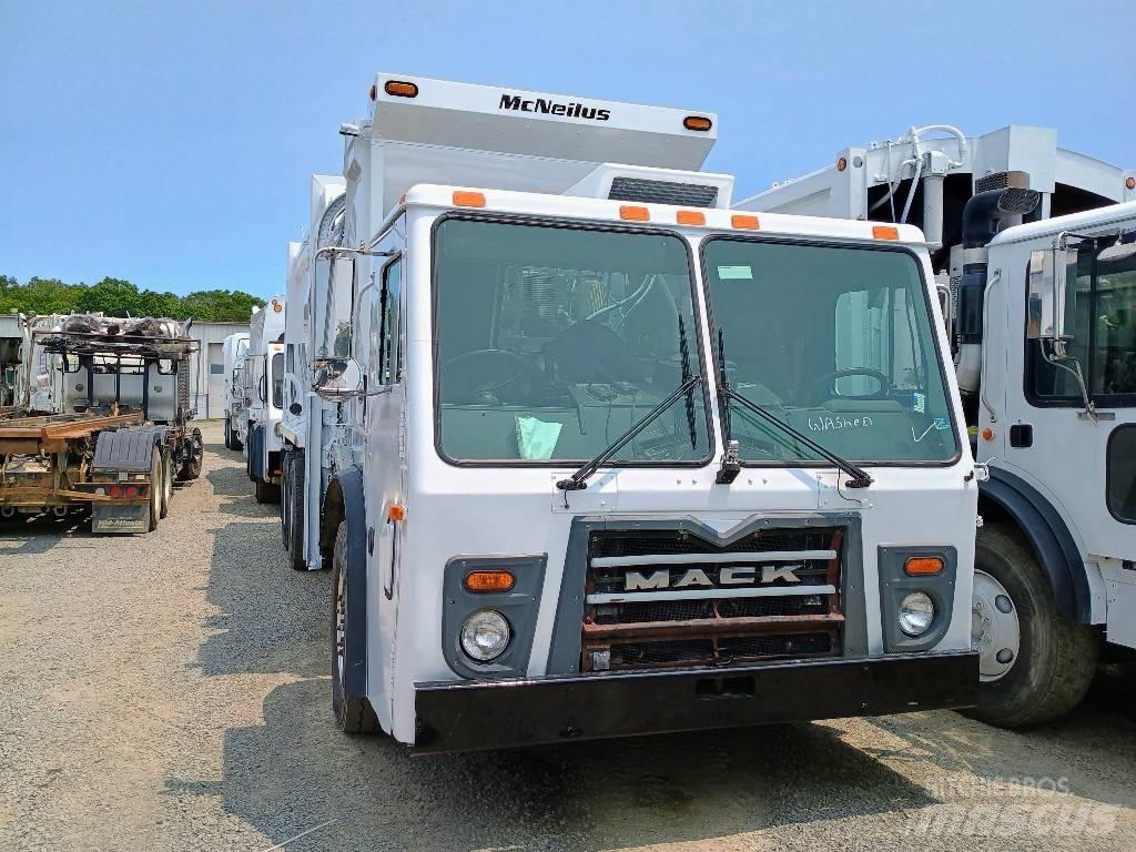 Mack LEU 613 Sopbilar